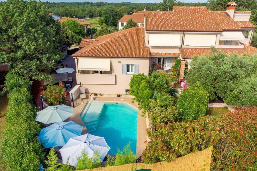 Villa Lidija Porec Exterior photo