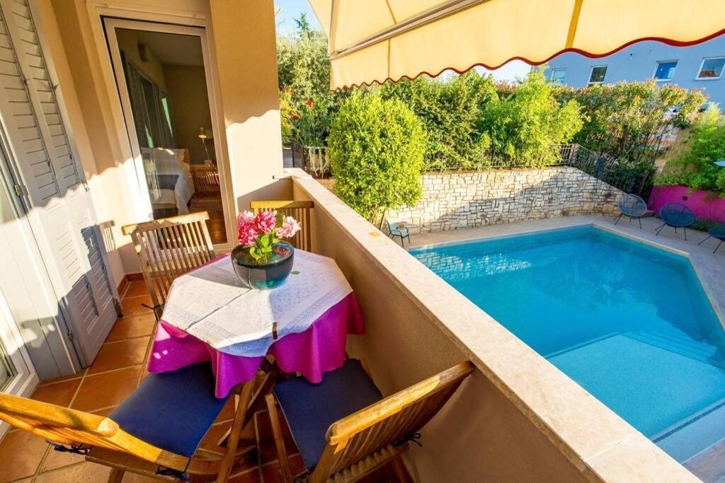 Villa Lidija Porec Exterior photo